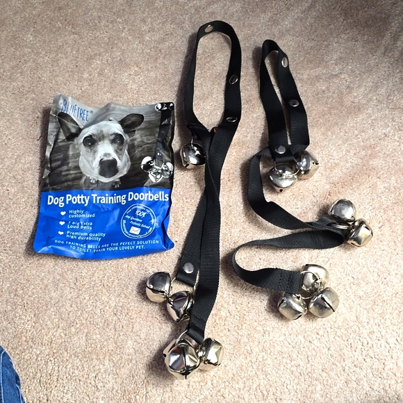 Bluetree 🐶 Dog Potty Training Doorbells - Picture 1 of 6